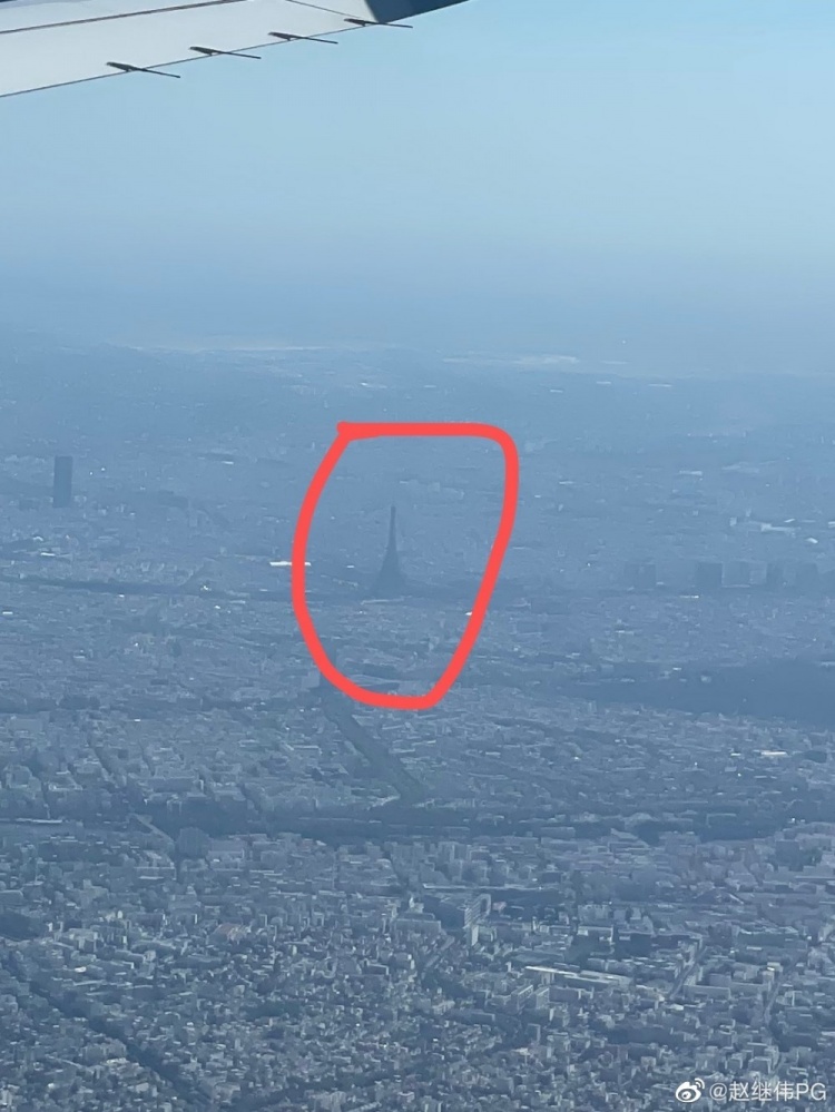 平安到达巴黎！赵继伟：打卡一座闻名建筑埃菲尔铁塔