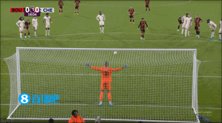 桑切斯:扑出点球相当于取得进球 我们在压力下没有崩溃