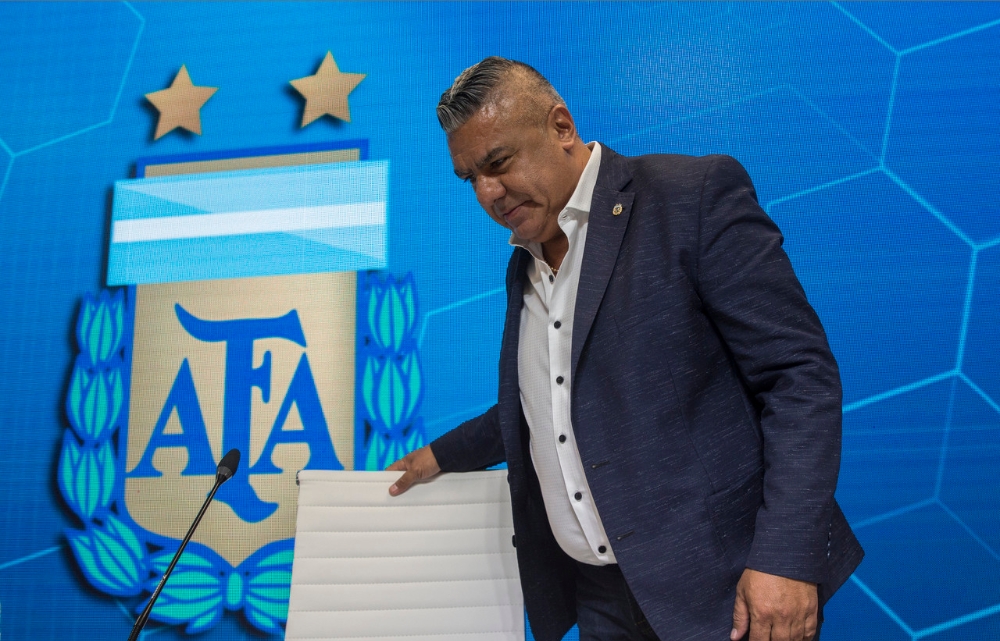 阿根廷足协怎么了 阿根廷足球主帅 阿根廷美洲杯冠军评论 阿根廷足球新闻 阿根廷足协主席发推：永远别低估美洲冠军，阿根廷加油！