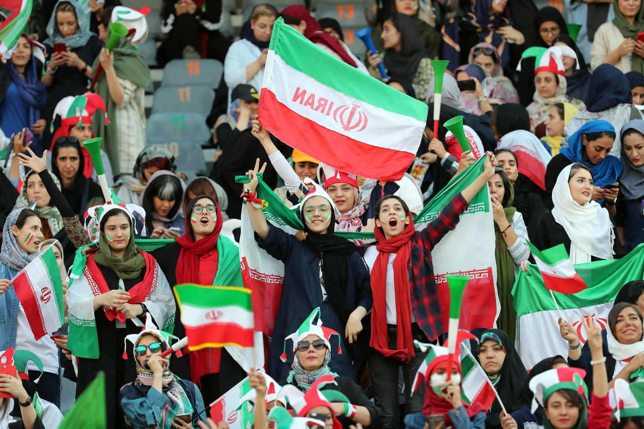 均参加此前2届世界杯的20支球队中，伊朗射门射正进球数均最少