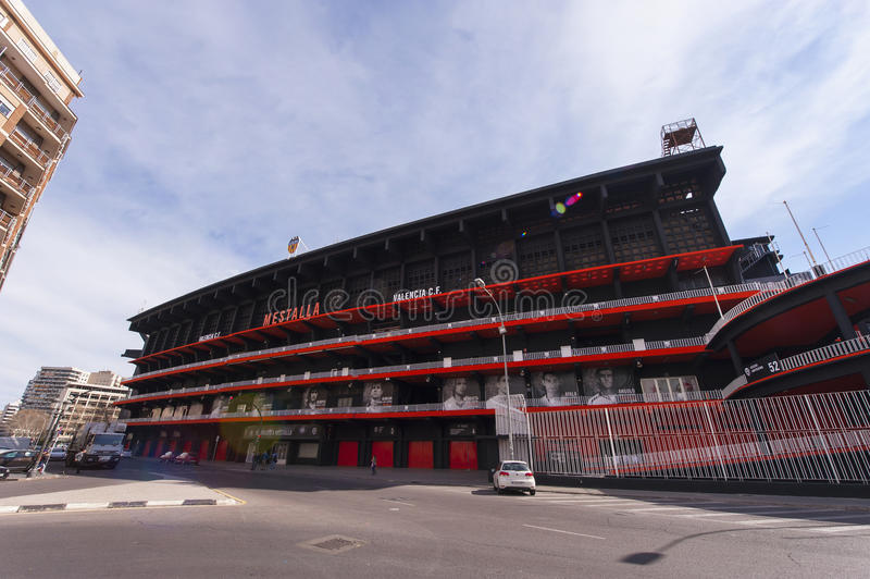 西班牙,瓦伦西亚 马卡报：瓦伦西亚将建新梅斯塔利亚，可容纳60000人用于办世界杯