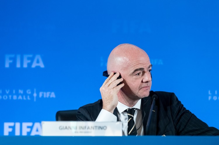 记者：因凡蒂诺称卡塔尔世界杯周期将产生75亿美元营收