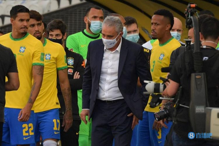 卡洛斯吉尔伯托谈巴西队：除边后卫蒂特选择多，大热门要扛住压力