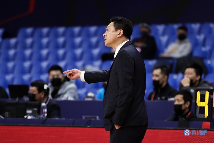 沪媒记者：输给天津后上海队进行了内部总结 本赛季目标就是保八