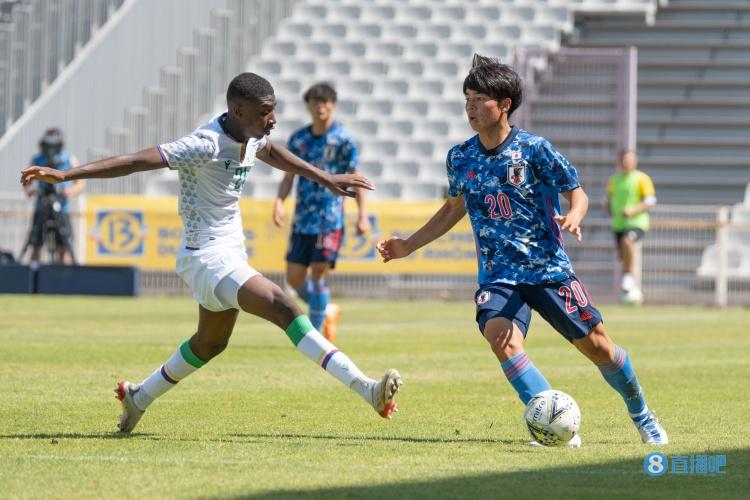 日媒:达成一致,18岁新星福井太智将在明年1月正式加盟拜仁