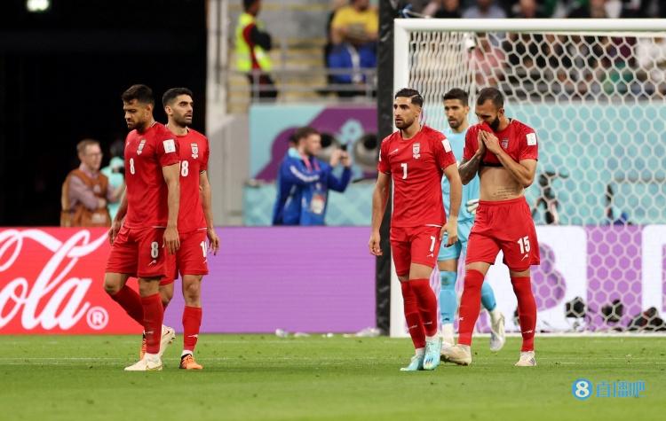 亚洲足球丢脸了😥卡塔尔被厄瓜多尔碾压，伊朗遭英格兰半场打崩