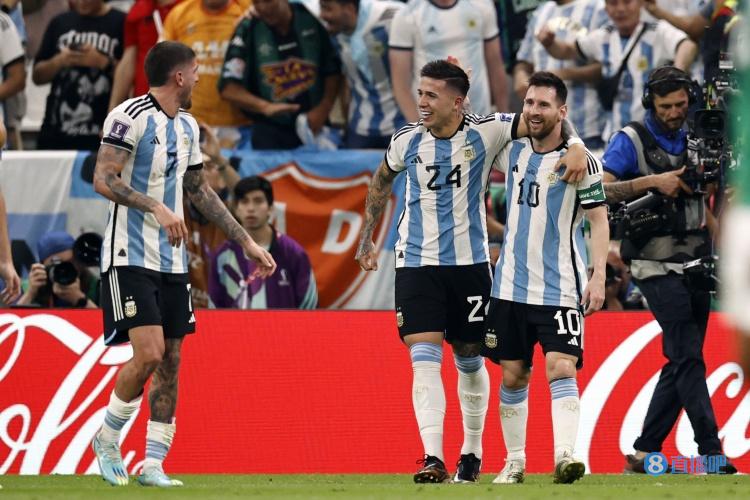 巴西绝杀阿根廷,阿根廷独立vs萨米恩托,巴西不敌阿根廷,梅西扛着阿根廷 阿邦拉霍：阿根廷没机会夺冠&梅西独木难支，英格兰能击败他们