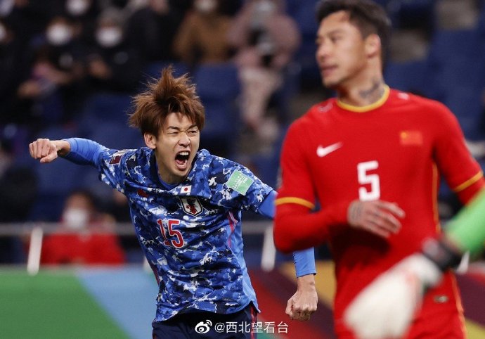 中国足球萎靡不振，反观同邻，日本小组赛连续斩落德国和西班牙