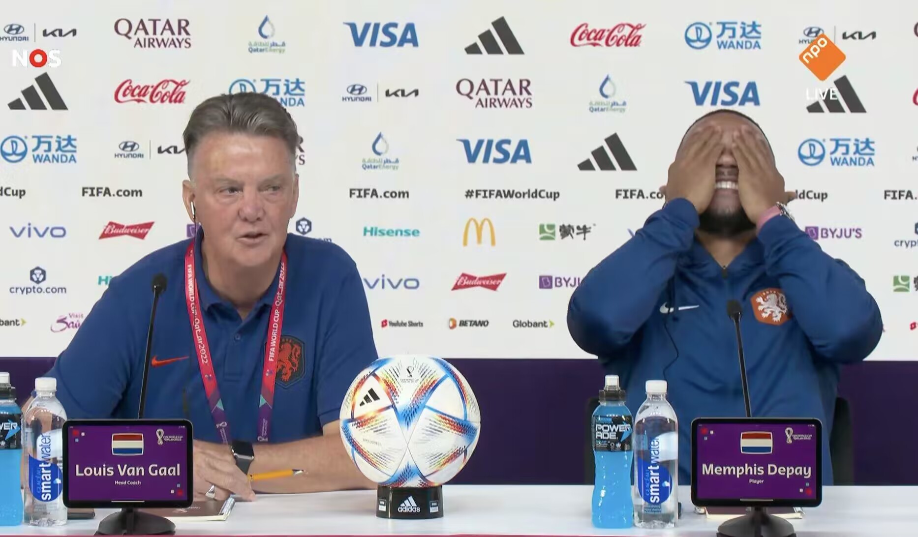 范加尔:攻势足球打起来比20年前困难得多 巴西和我们打法是一样的