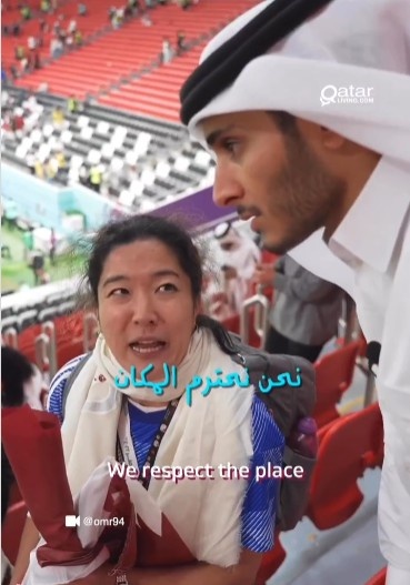 日本球迷看完揭幕战后收拾看台,卡塔尔球迷震惊:respect 日本球迷看完揭幕战后收拾看台，卡塔尔球迷震惊：RESPECT